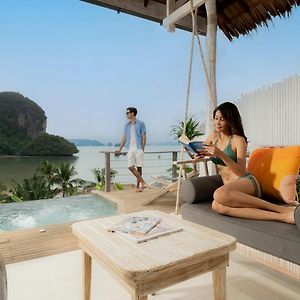 Sea View Plunge Pool Deluxe Koh Pak Bia Trip Yoga Class per